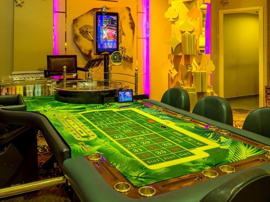 Vuni Palace Luxury Resort & Beach & Casino Кирения Экстерьер фото