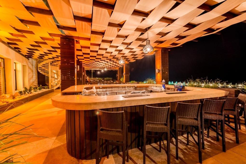 Vuni Palace Luxury Resort & Beach & Casino Кирения Экстерьер фото