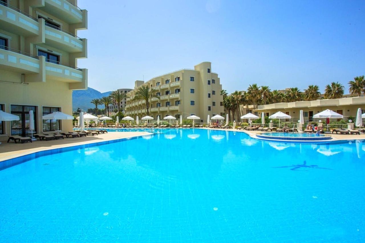Vuni Palace Luxury Resort & Beach & Casino Кирения Экстерьер фото